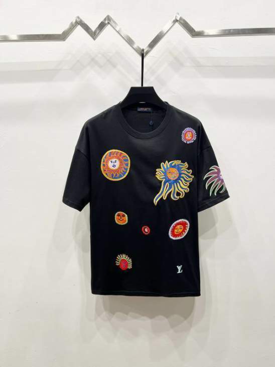 Picture of Louis Vuitton T Shirts Short _SKULVS-XLqqtx167233